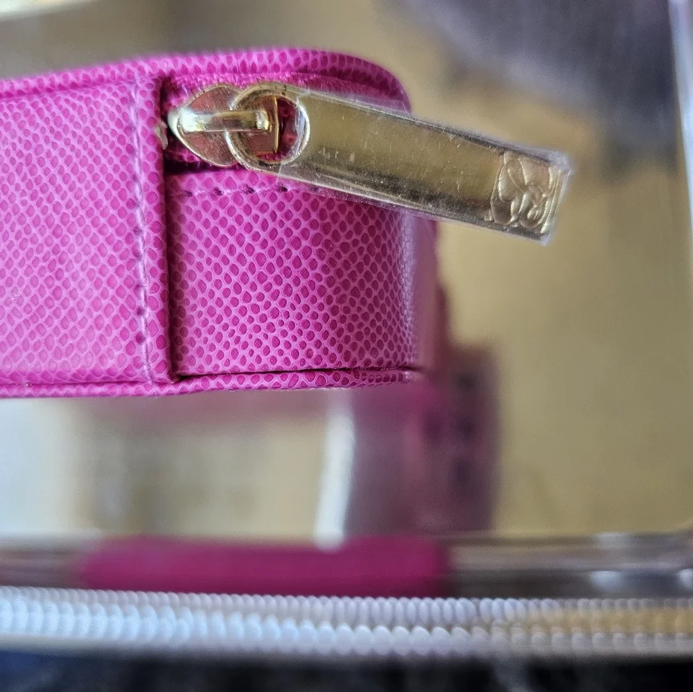 Estee Lauder this item